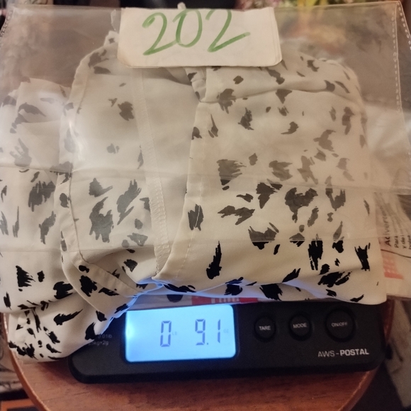 Dee Elly Wm Y2K 100% Polyester White W/ Black Specks Butterfly Sleeves Romper L - Picture 13 of 13